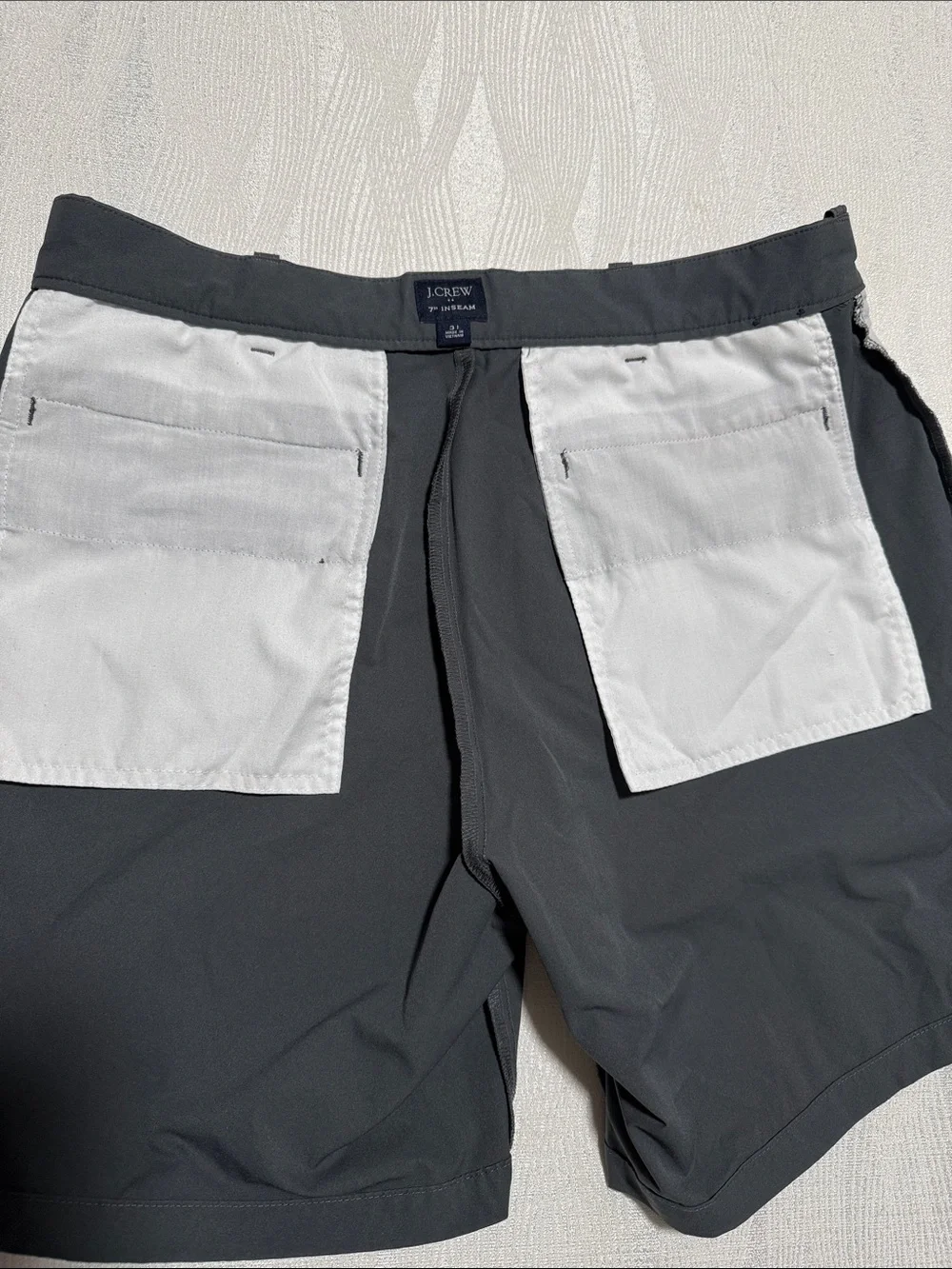 J.CREW Men's Gray Performance Shorts size 31 - Picture 5 of 12